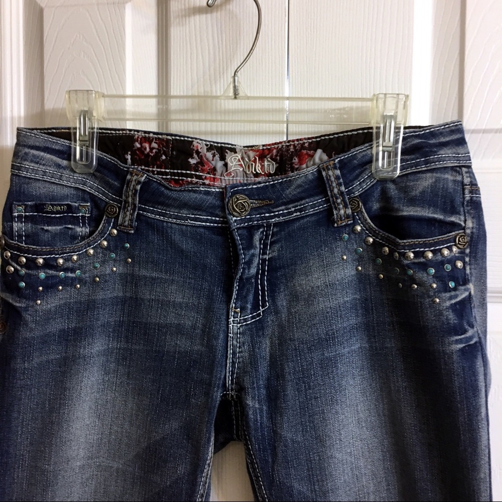 Embellished Blue Jeans Size 8 30 waist 34 length